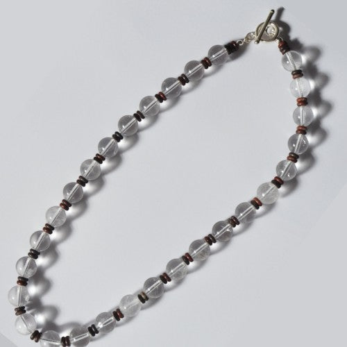 Each One clear quartz and red jasper necklace with sterling silver toggle clasp, approx. 50cm.