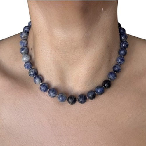Each One Elara Necklace with blue sodalite beads and a magnetic clasp, approx. 42cm length.